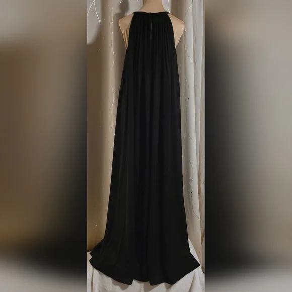 ​Vince. Black Sunburst Pleated Neck Halter Maxi Dress - 10 - Picture 3 of 15